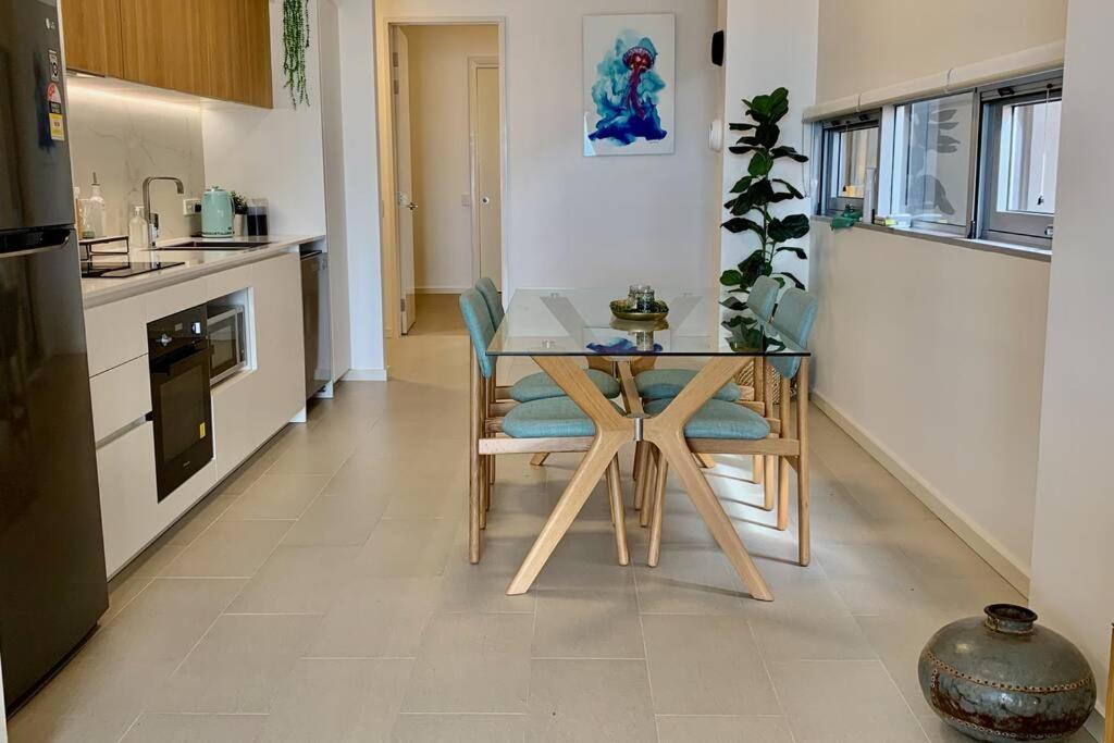 Mariner'S Cove ~ Luxe Waterfront Apartment Mindarie Exterior photo