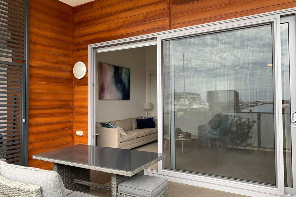 Mariner'S Cove ~ Luxe Waterfront Apartment Mindarie Exterior photo